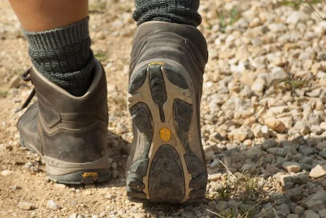 Buty Trekkingowe - niezbędny element wyposażenia każdego podróżnika